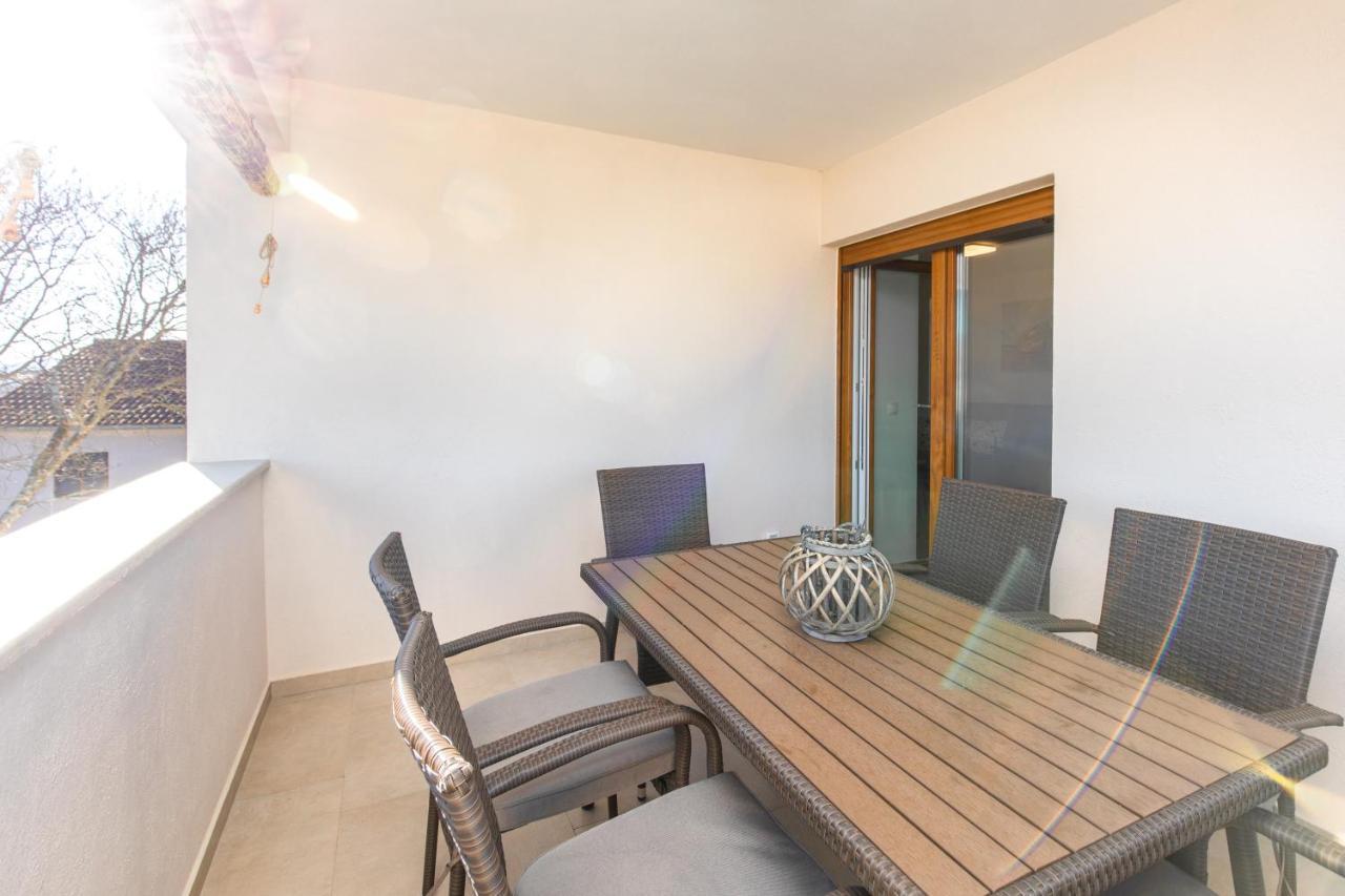 Apartments Brig perfect countryside holiday! Krk Town Eksteriør billede