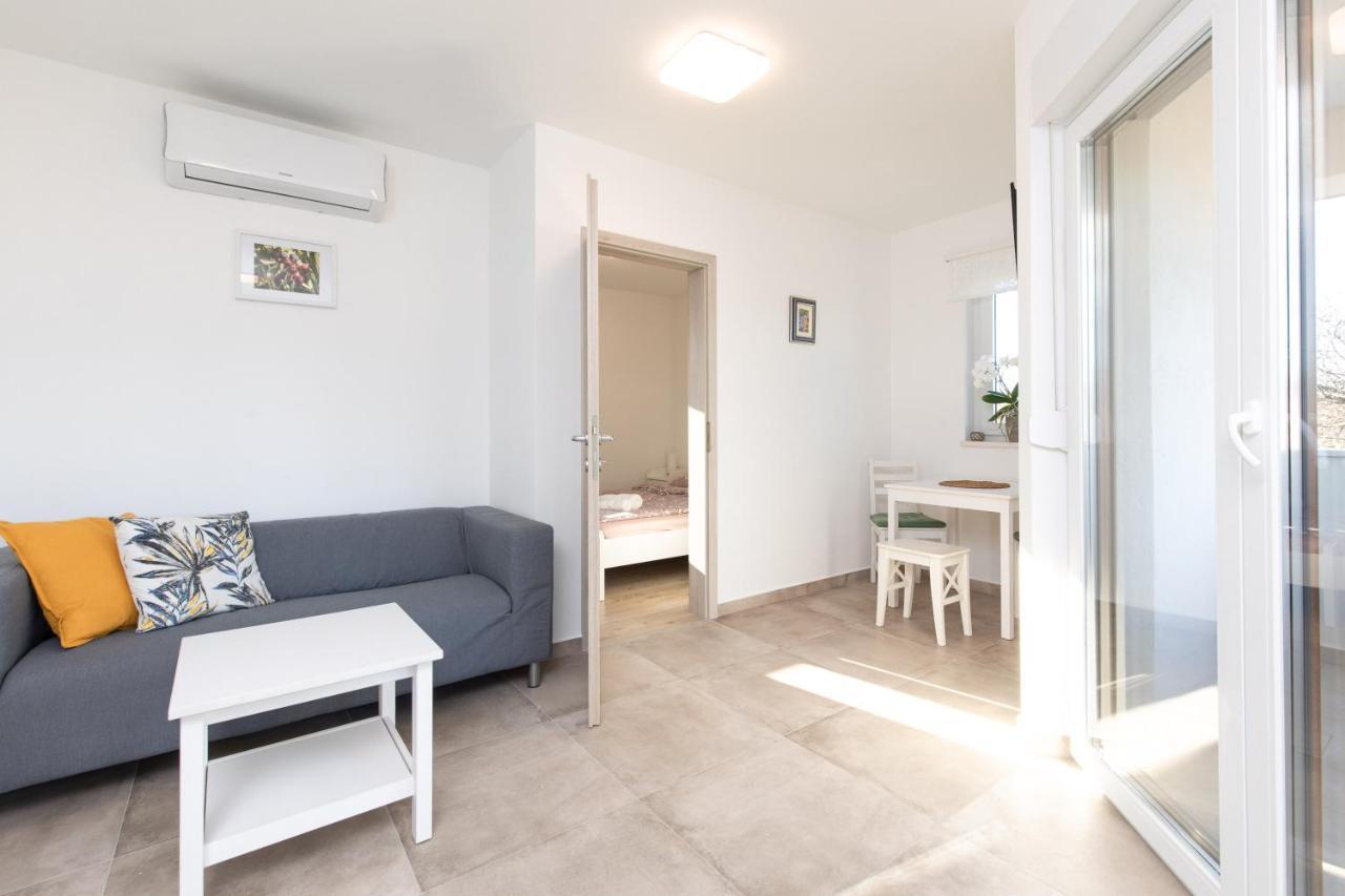 Apartments Brig perfect countryside holiday! Krk Town Eksteriør billede