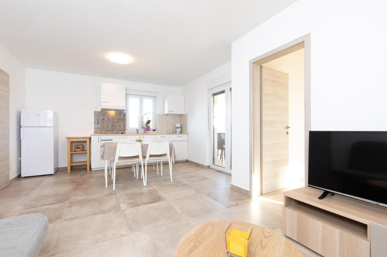 Apartments Brig perfect countryside holiday! Krk Town Eksteriør billede