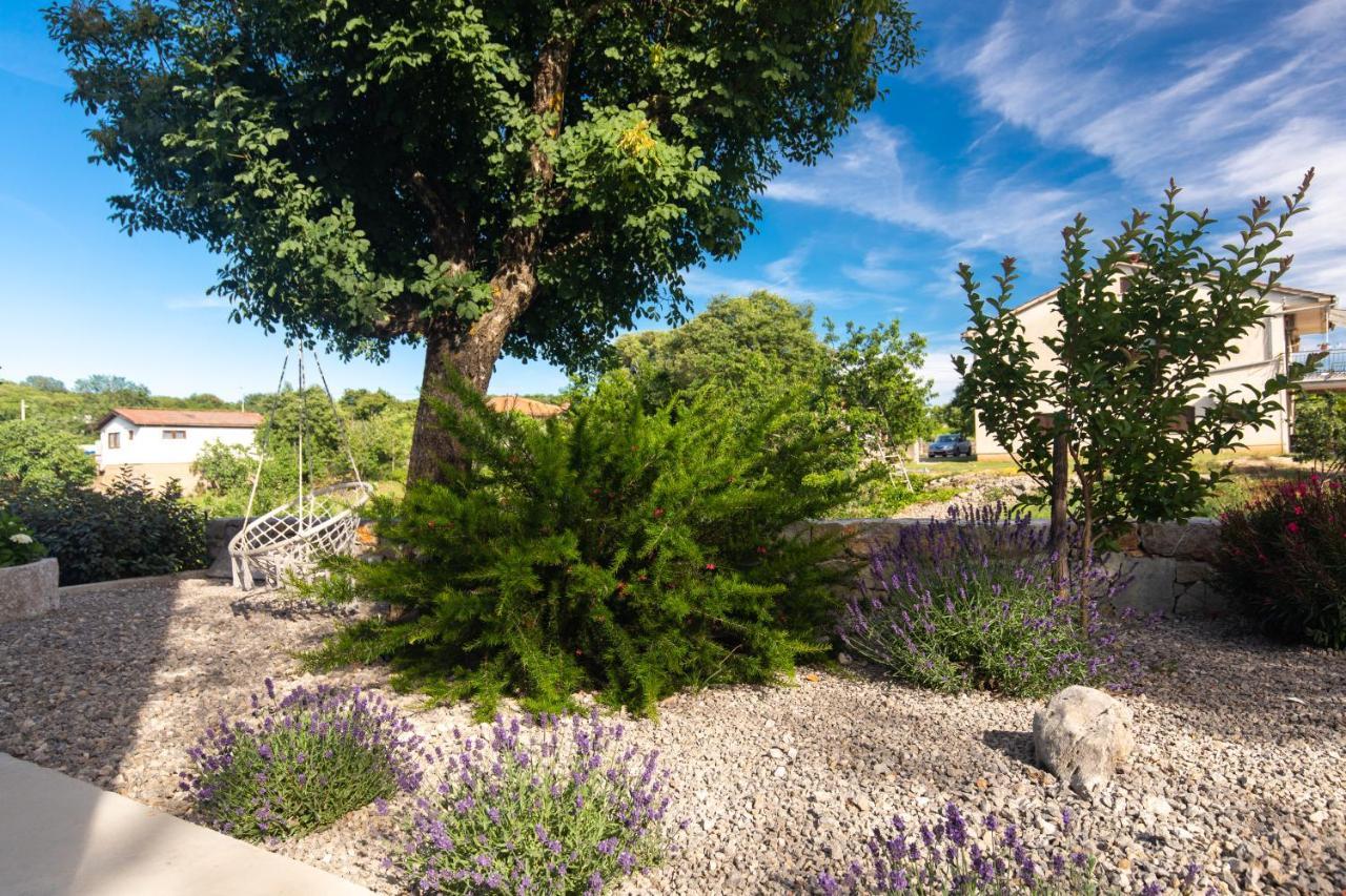 Apartments Brig perfect countryside holiday! Krk Town Eksteriør billede